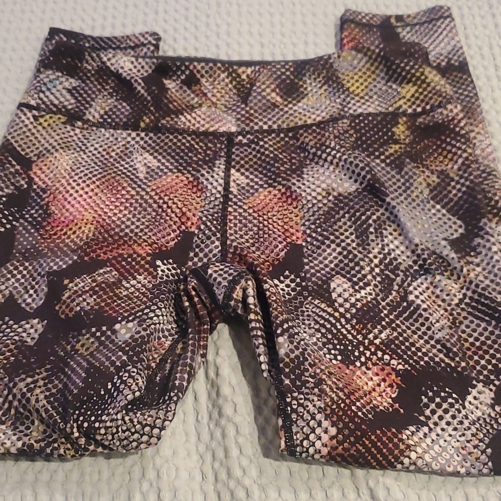 𝅺Prana Roxanne Digi Abstract Black Multicolor Leggings